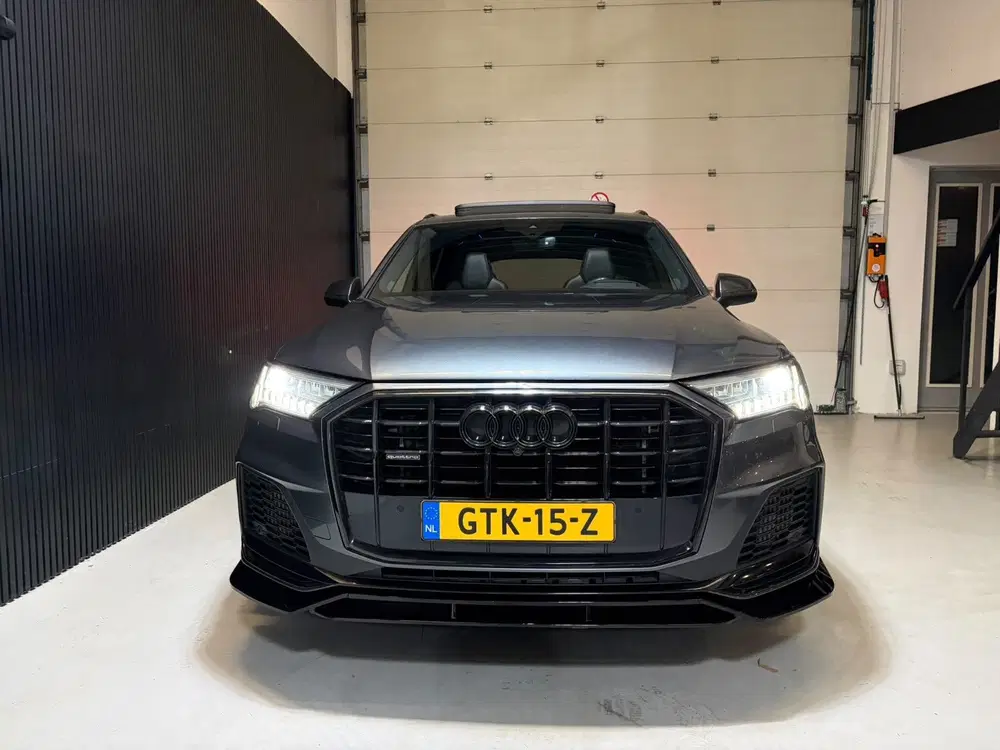 Audi Q7 55 TFSI e quattro Pro Line COMPETITION PAN uit 2020, foto 11