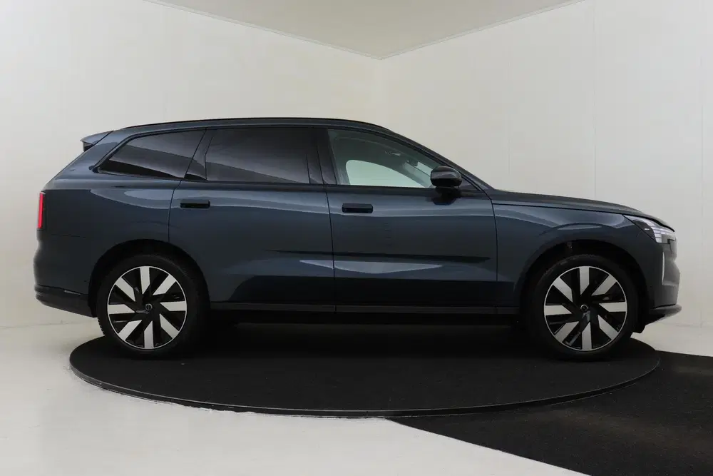 Volvo EX90 SINGLE MOTOR PLUS 6P. 92 kWh *800V * -PANO uit 2026, foto 13