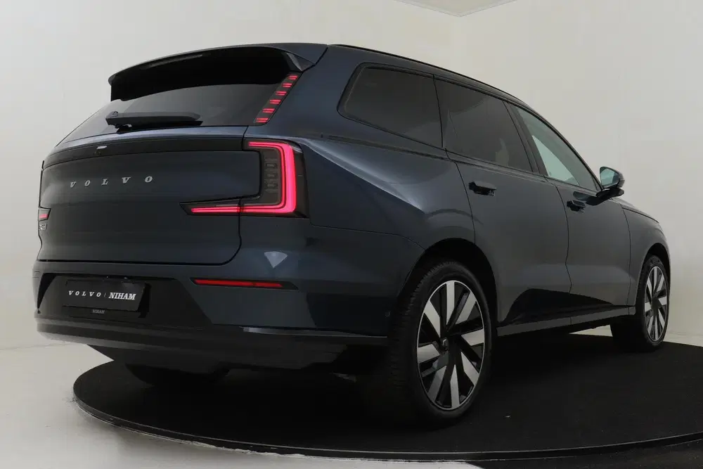 Volvo EX90 SINGLE MOTOR PLUS 6P. 92 kWh *800V * -PANO uit 2026, foto 3