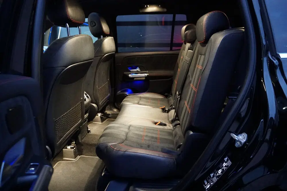 Mercedes-Benz GLB 200 AMG 7P. uit 2020, foto 8