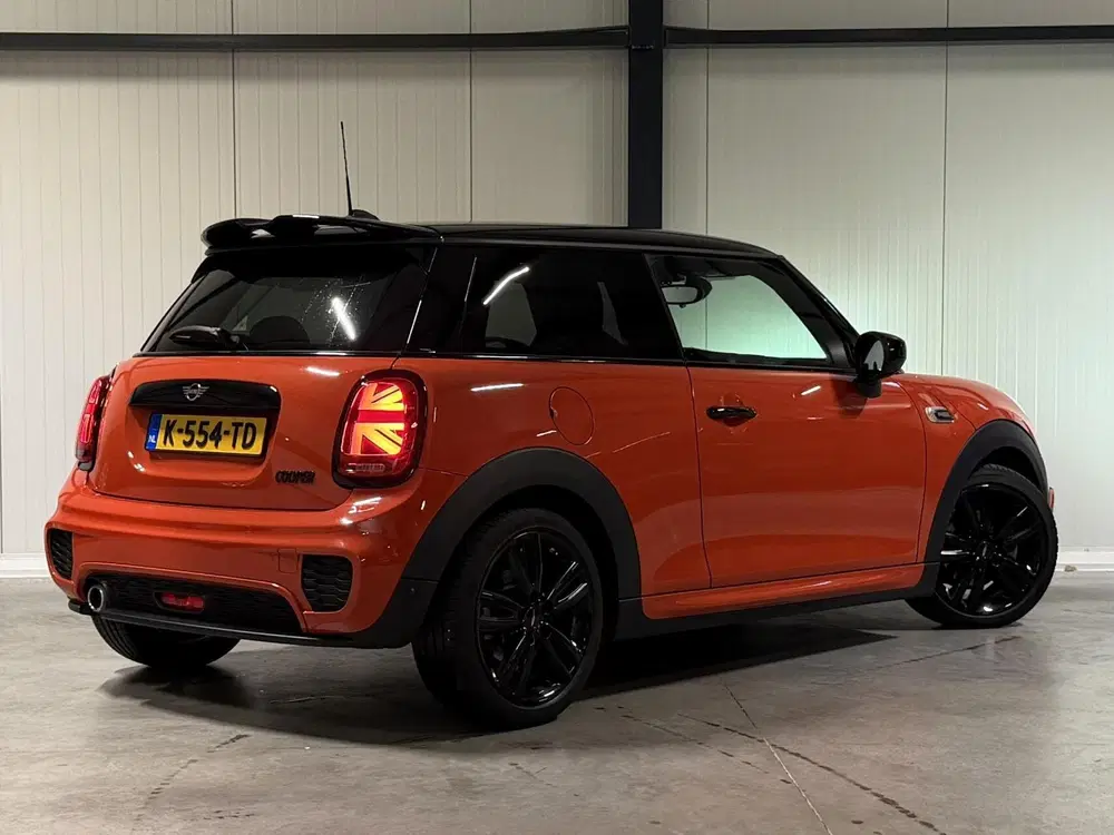 Mini John Cooper Works 1.5 John Cooper Works Dalston Edition Carp uit 2021, foto 3