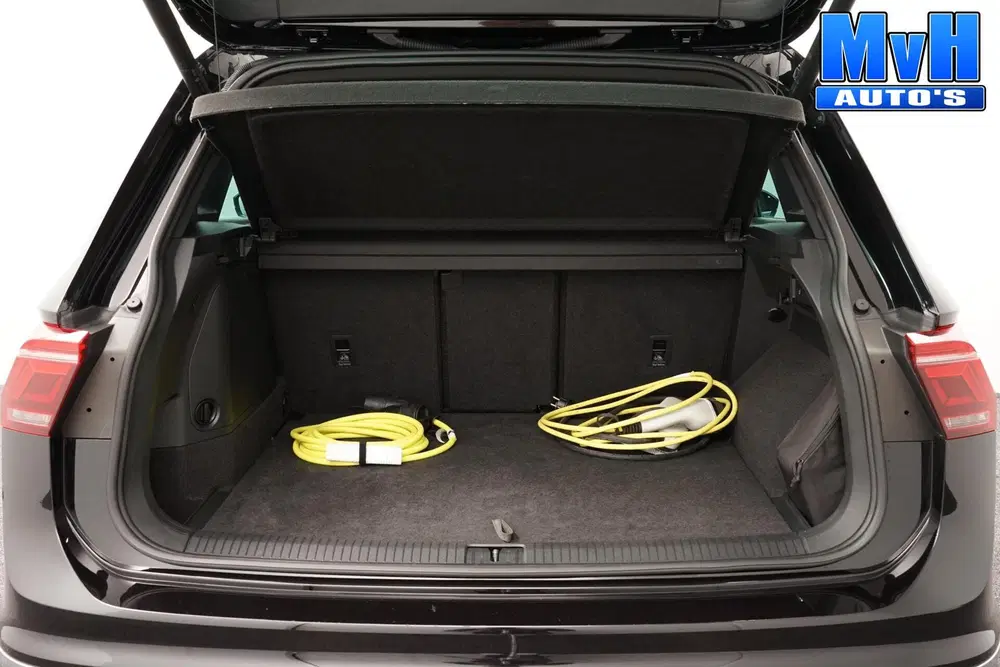 Volkswagen Tiguan 1.4 TSI PHEV R-Line uit 2023, foto 13