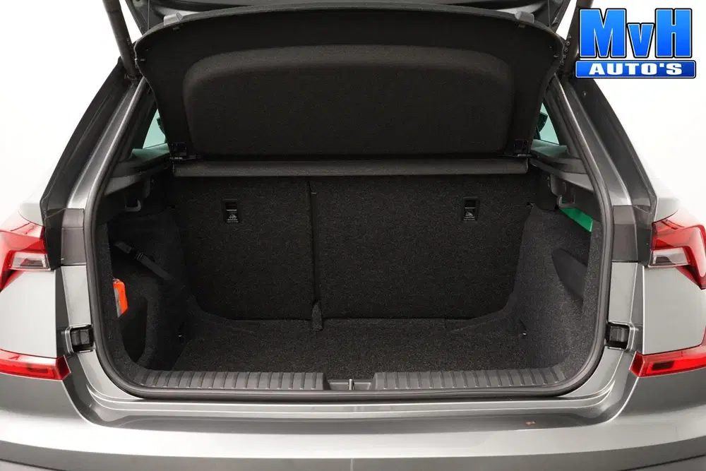 Skoda Kamiq 1.0 TSI Monte Carlo uit 2024, foto 13