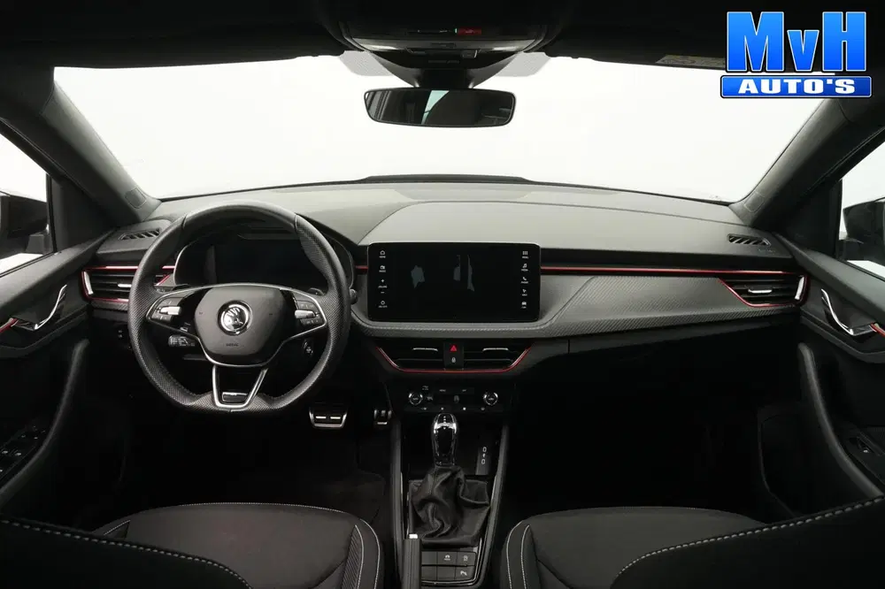 Skoda Kamiq 1.0 TSI Monte Carlo uit 2024, foto 2