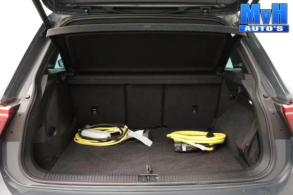 Volkswagen Tiguan 1.4 TSI PHEV R-Line uit 2023, foto 13