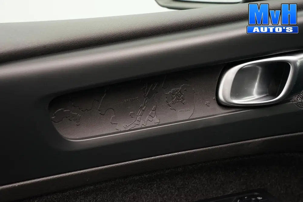 Volvo XC40 2.0 B3 Essential MHEV uit 2023, foto 5
