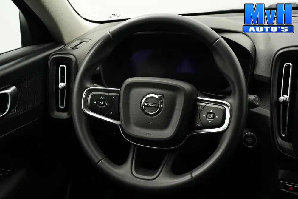 Volvo XC40 2.0 B3 Essential MHEV uit 2023, foto 7