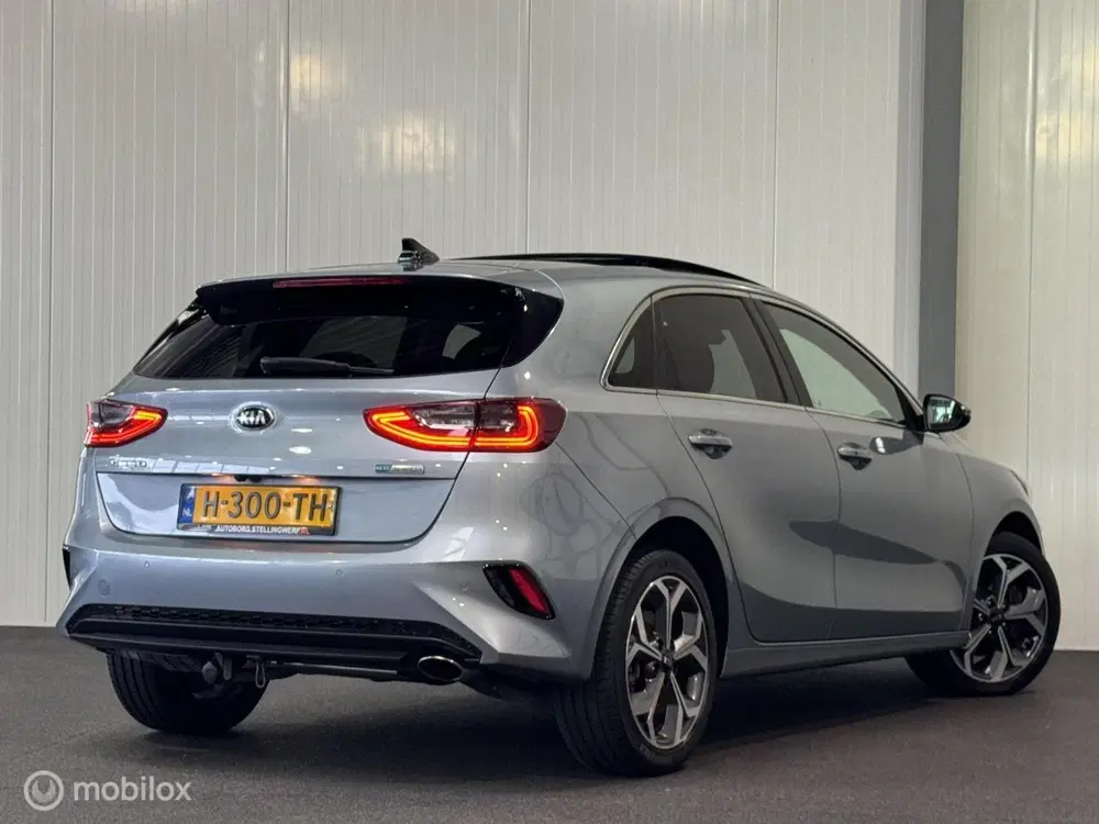 Kia Ceed 1.6 CRDi MHEV GT-Line Ed. [ NAP pano leder uit 2020, foto 6