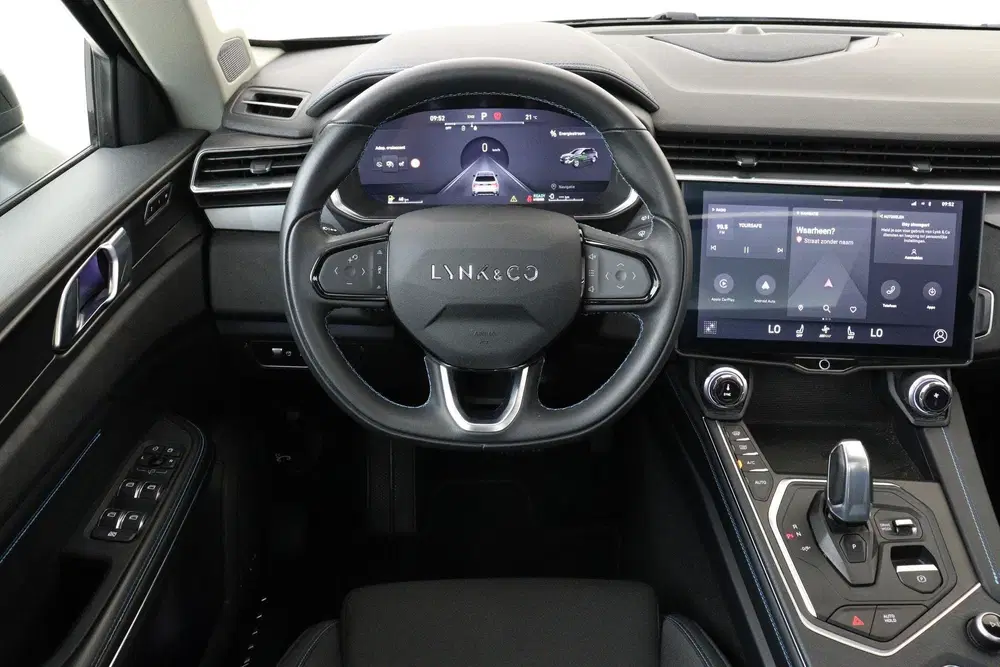 Lynk & Co 01 1.5 PHEV -PANO.DAK uit 2022, foto 2