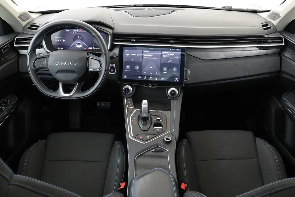 Lynk & Co 01 1.5 PHEV -PANO.DAK uit 2022, foto 4