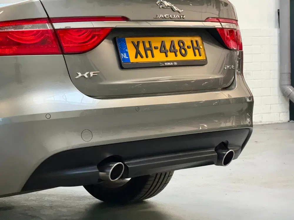 Jaguar XF 2.0 Portfolio uit 2019, foto 11