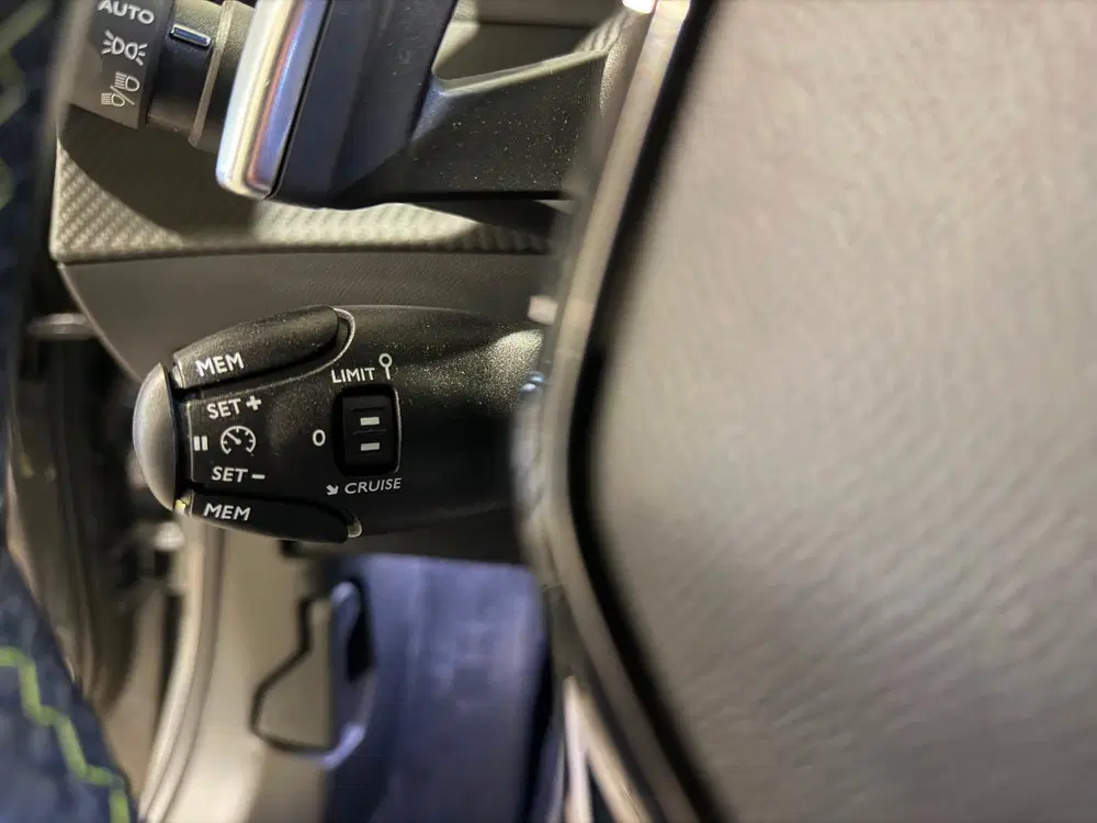 Peugeot 2008 1.2 PureTech 130 GT-Line LED uit 2024, foto 11