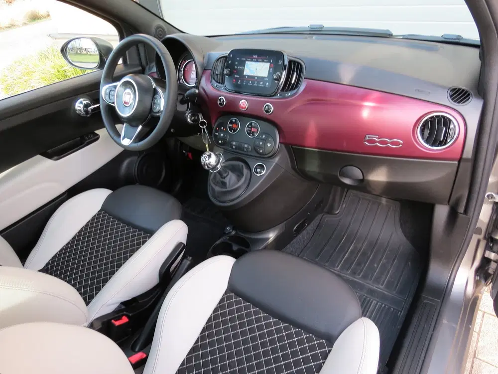 Fiat 500 1.0 Hybrid Star *Big Navi *Climate *CarPla uit 2021, foto 2