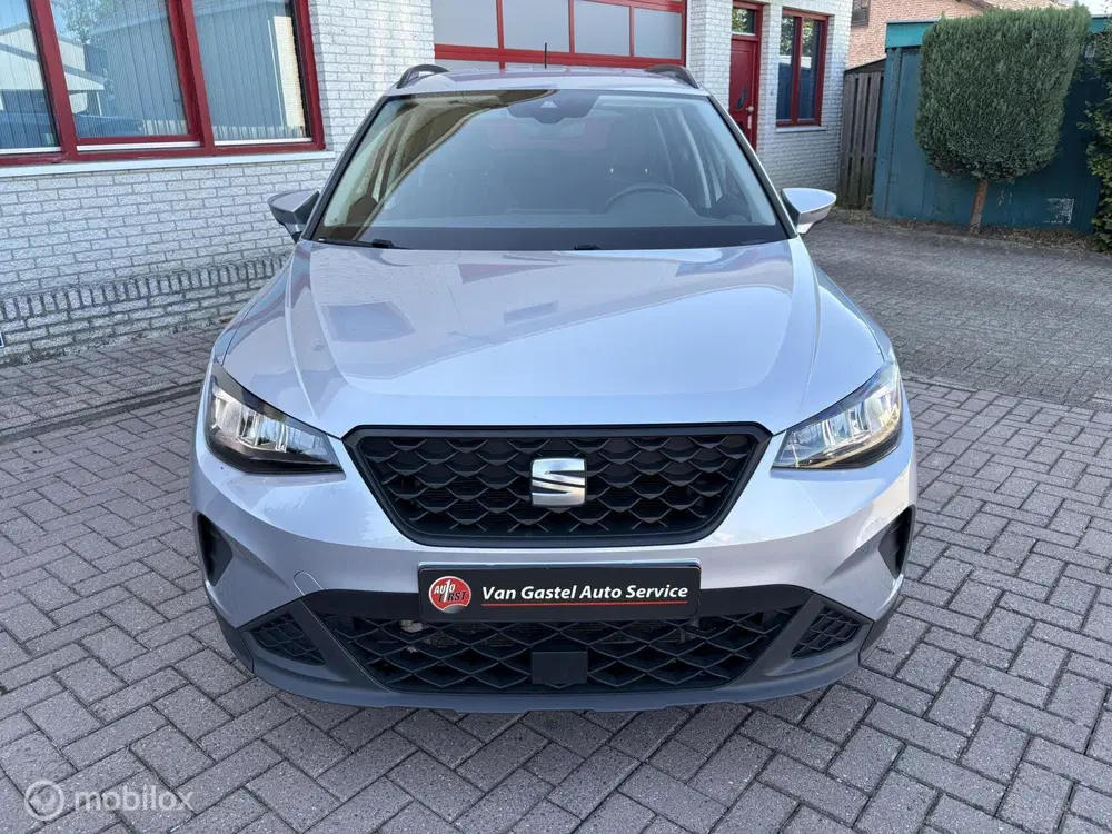 SEAT Arona 1.0 TSI Style Business Connect uit 2022, foto 3