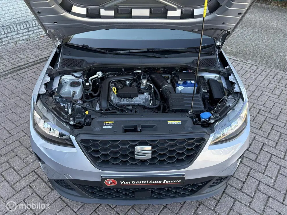 SEAT Arona 1.0 TSI Style Business Connect uit 2022, foto 7
