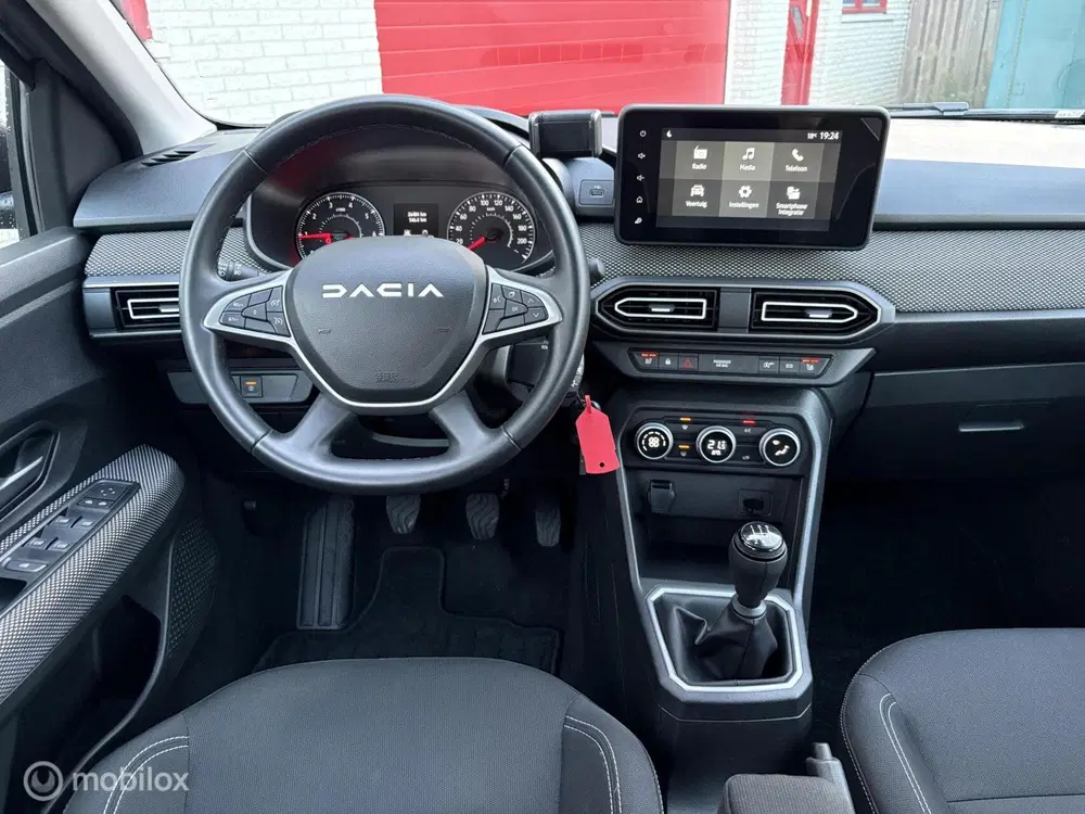 Dacia Sandero 1.0 TCe 90 Expression uit 2025, foto 11