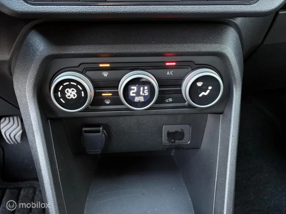 Dacia Sandero 1.0 TCe 90 Expression uit 2025, foto 12
