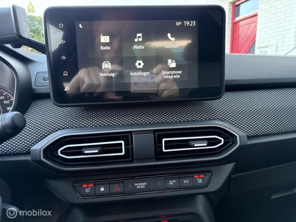 Dacia Sandero 1.0 TCe 90 Expression uit 2025, foto 14
