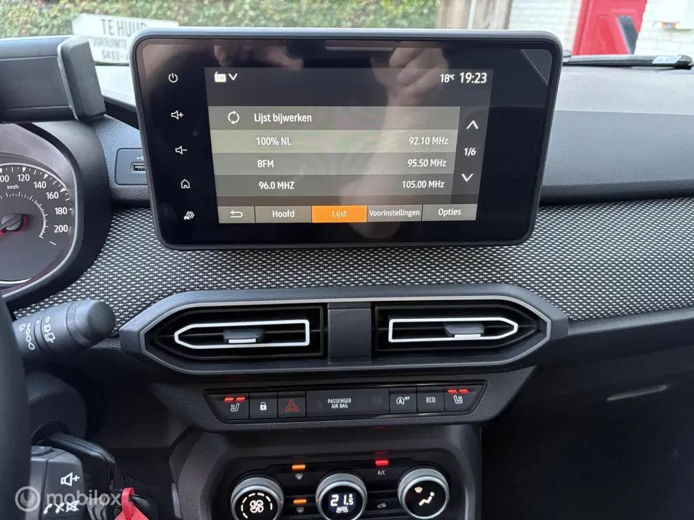 Dacia Sandero 1.0 TCe 90 Expression uit 2025, foto 15