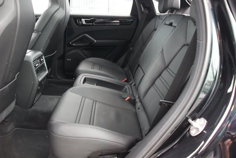 Porsche Cayenne Cayenne Coupé 3.0 E-Hybrid uit 2020, foto 15