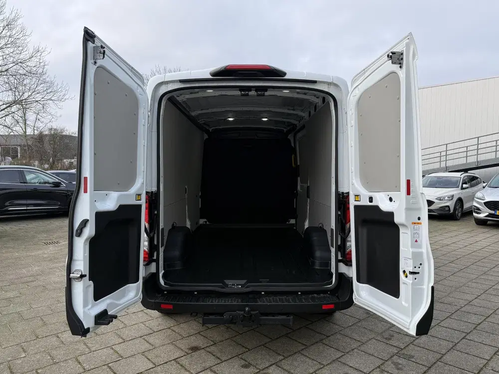 Ford Transit 350 2.0 TDCI L3H2 Trend uit 2024, foto 5