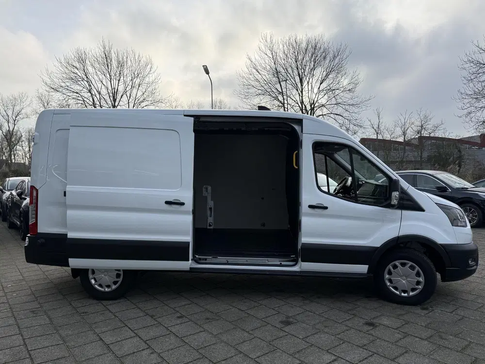 Ford Transit 350 2.0 TDCI L3H2 Trend uit 2024, foto 7