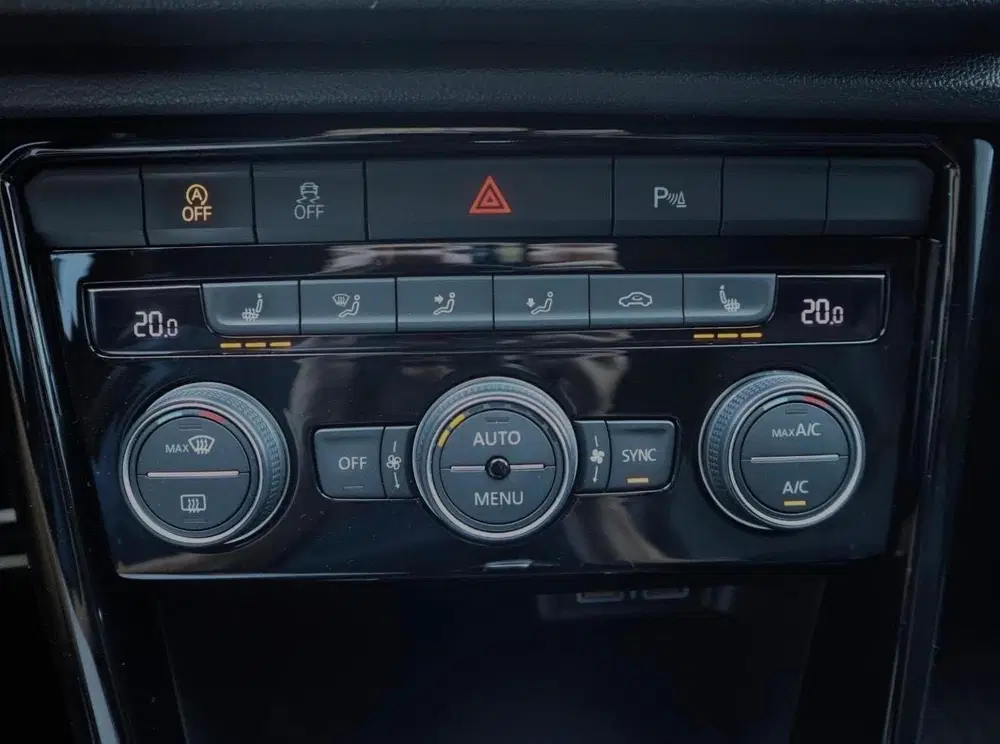 Volkswagen T-Roc 2.0 TSI 4Motion R uit 2020, foto 10