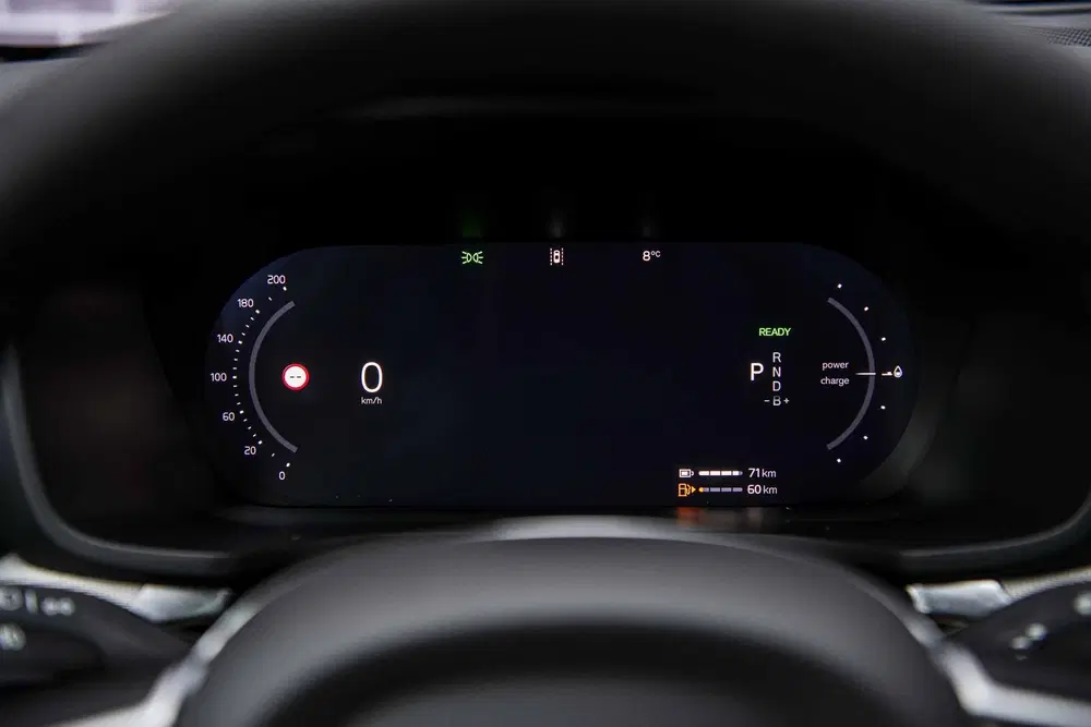 Volvo V60 2.0 T6 Plug-in hybrid AWD Ultra Dark uit 2026, foto 11