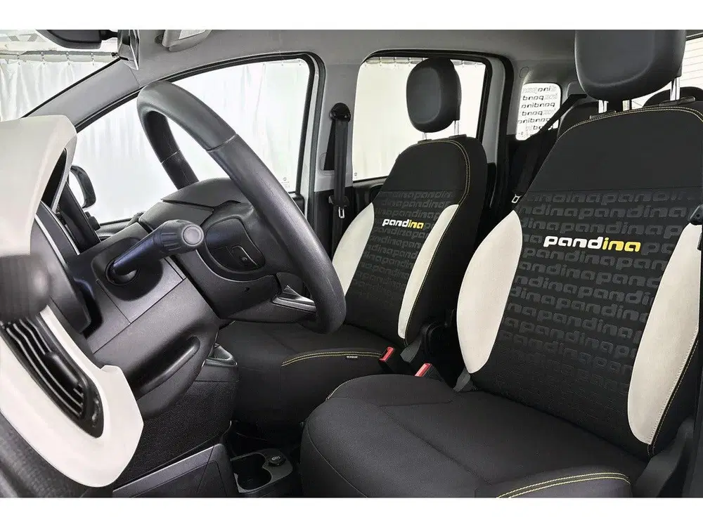 Fiat Panda 1.0 Hybrid Pandina Airco Apple CarPlay Cru uit 2025, foto 6