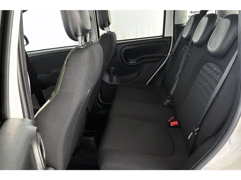 Fiat Panda 1.0 Hybrid Pandina Airco Apple CarPlay Cru uit 2025, foto 8