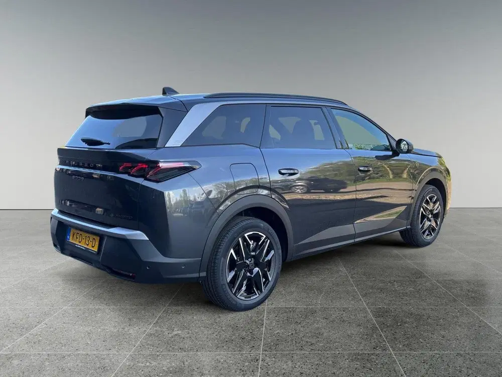 Peugeot 5008 GT 1.2 Hybrid 145pk uit 2026, foto 4