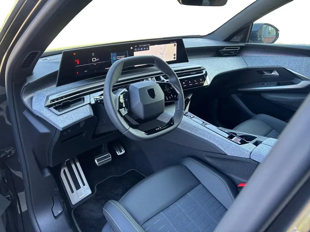Peugeot 5008 GT 1.2 Hybrid 145pk uit 2026, foto 9