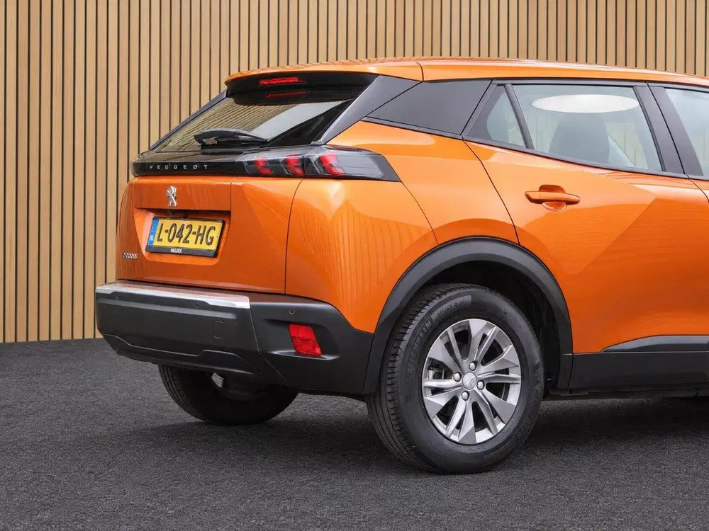 Peugeot 2008 EV Active Pack 50 kWh uit 2021, foto 11