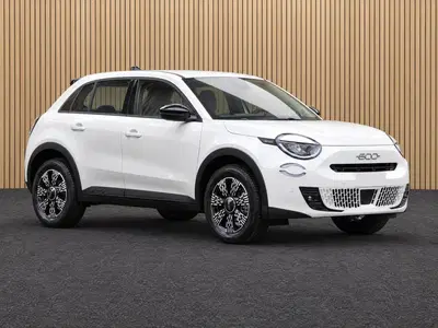 Fiat 600 HYBRID 110 ICON VOORRAAD KORTING (bj 2026) uit 2026