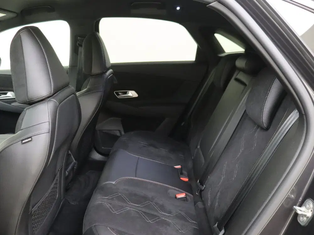 DS Automobiles DS 7 DS DS 7 1.6 PHEV 225 Ligne Business Alcant uit 2025, foto 13