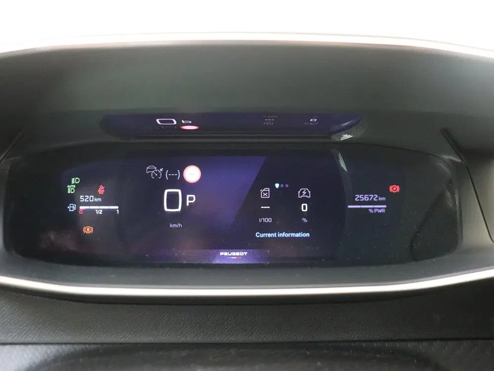 Peugeot 2008 1.2 Hybrid 145 GT Hybrid uit 2025, foto 7