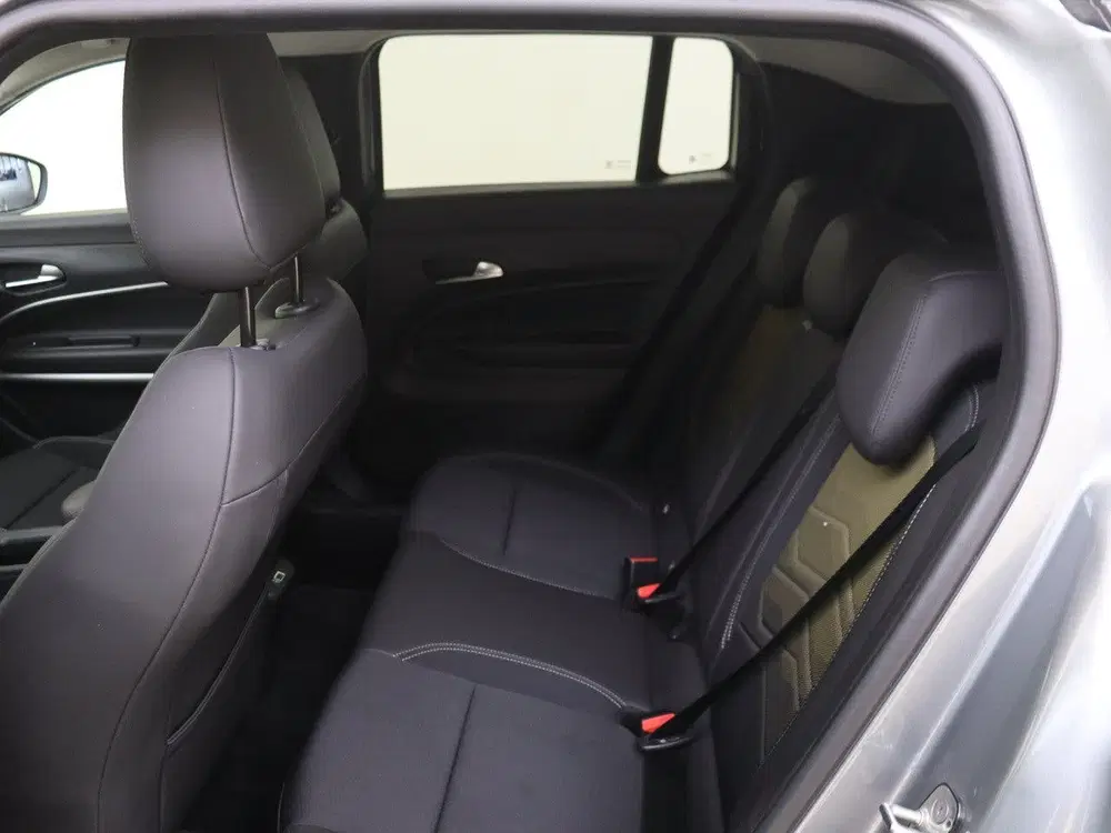 Jeep Avenger Summit 54 kWh Lage km-stand uit 2024, foto 13