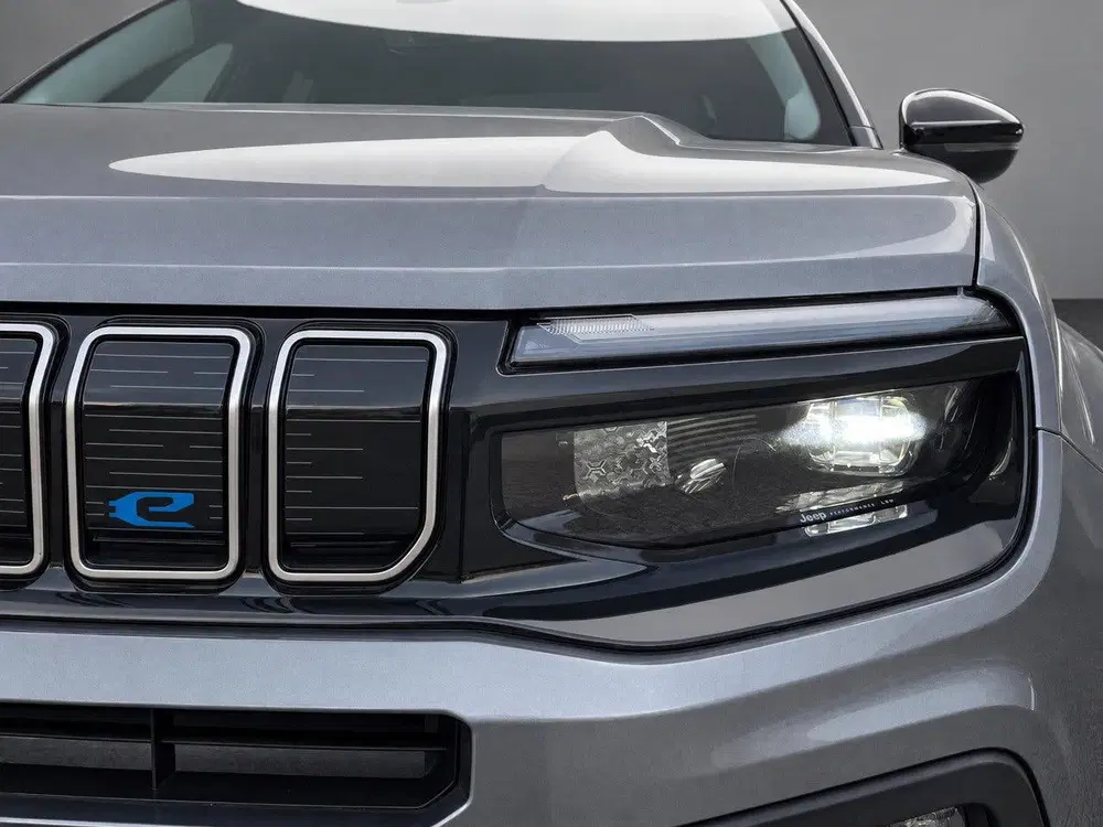 Jeep Avenger 1st Edition 54 kWh Navigatie uit 2023, foto 11