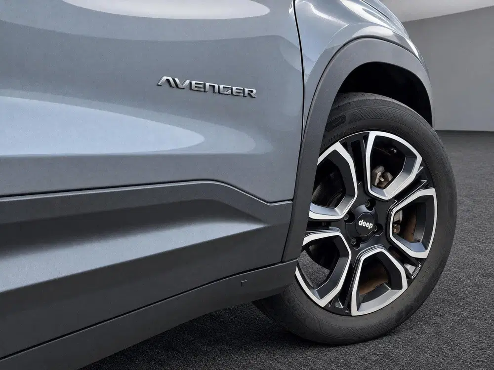 Jeep Avenger 1st Edition 54 kWh Navigatie uit 2023, foto 9