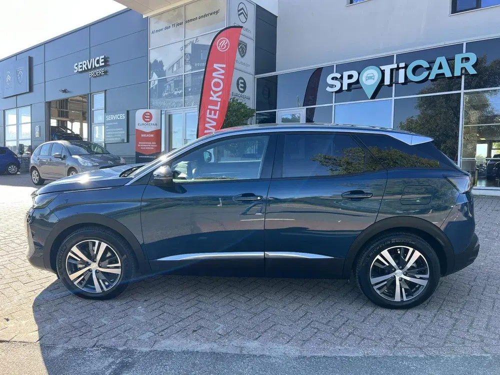 Peugeot 3008 1.6 HYbrid 225 Active Pack Business Automa uit 2024, foto 2