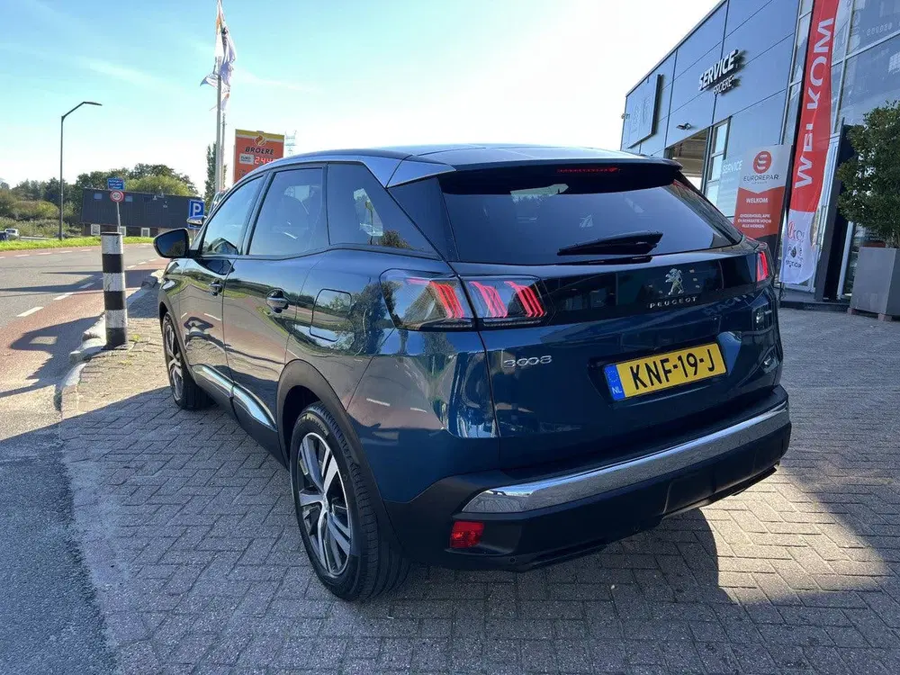 Peugeot 3008 1.6 HYbrid 225 Active Pack Business Automa uit 2024, foto 3