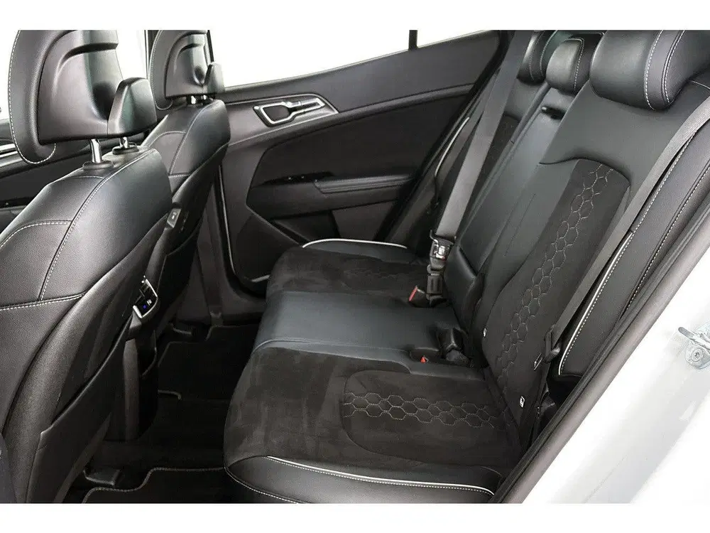 Kia Sportage 1.6 T-GDi Plug-in Hybrid AWD GT-Line Panor uit 2023, foto 10