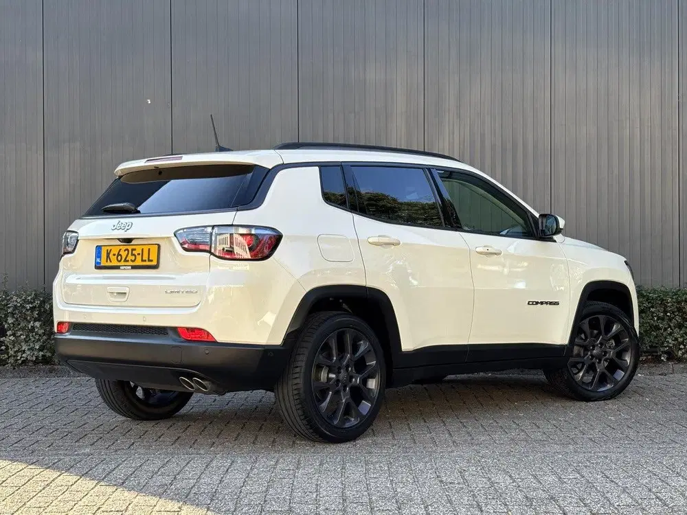 Jeep Compass 130pk Limited uit 2021, foto 3
