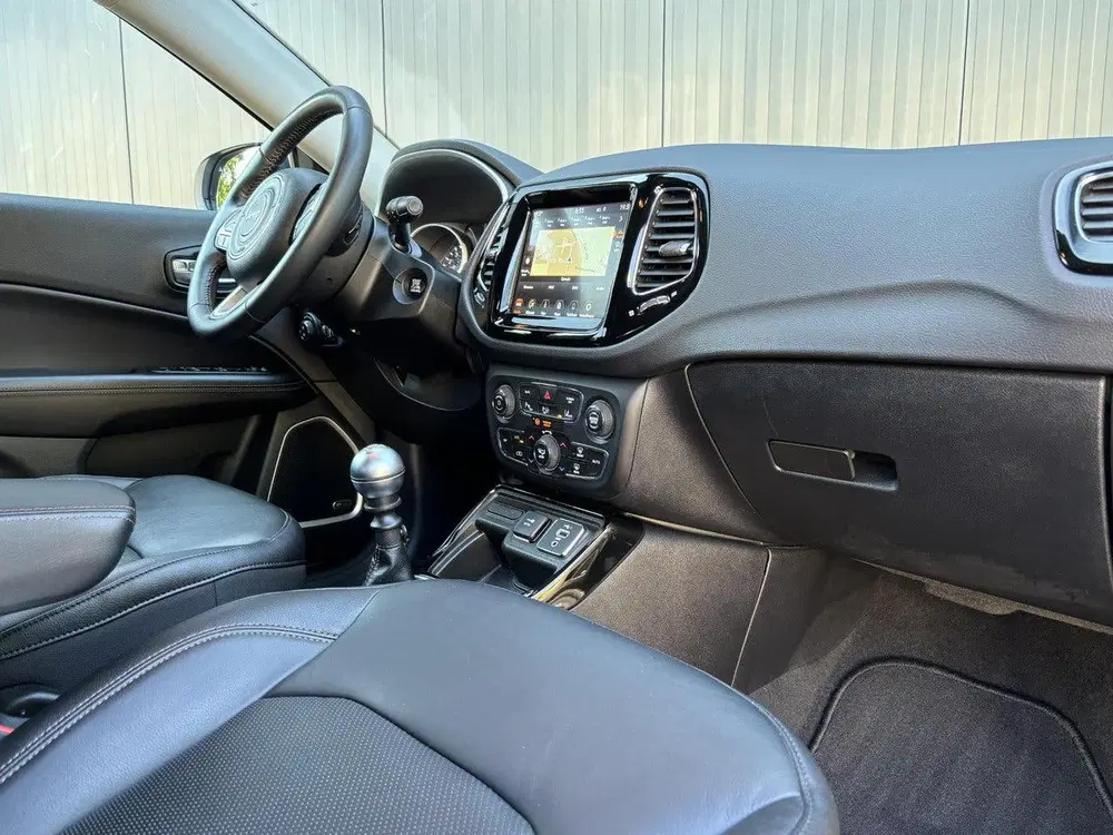 Jeep Compass 130pk Limited uit 2021, foto 7