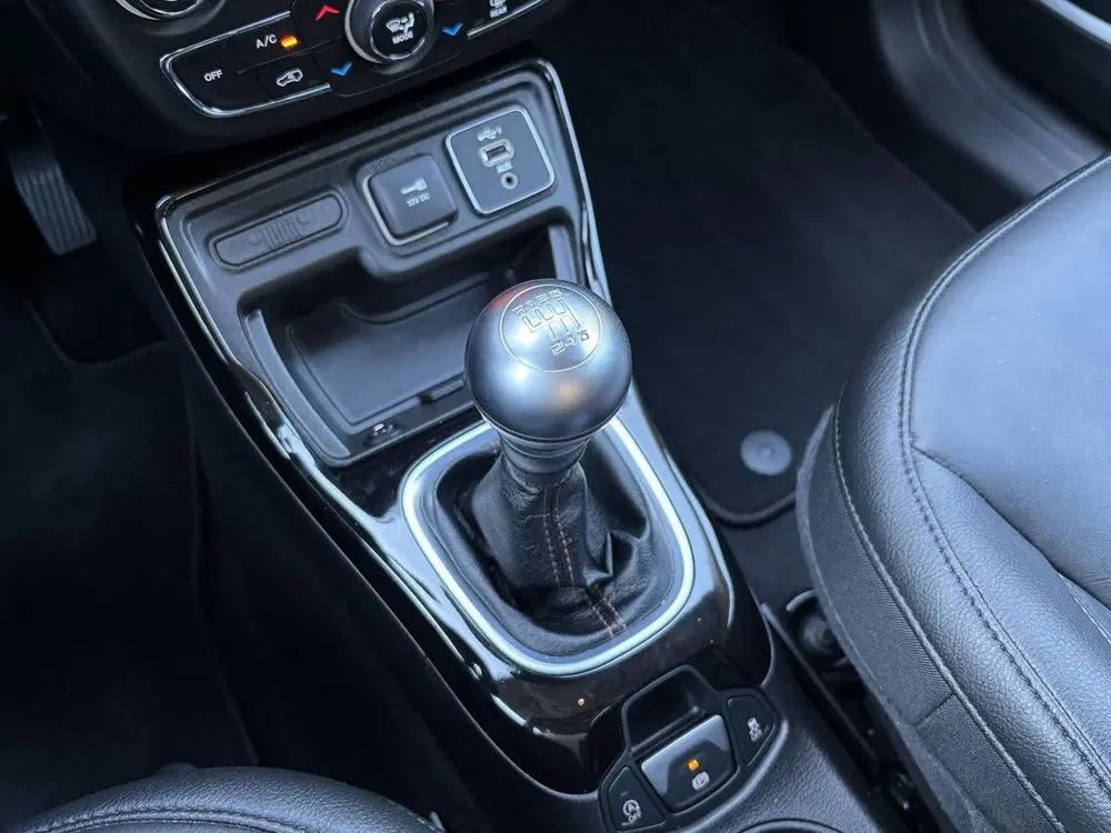 Jeep Compass 130pk Limited uit 2021, foto 9