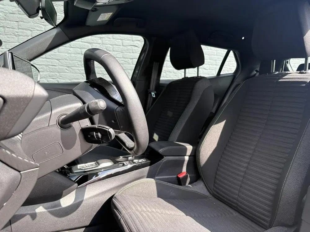 Peugeot 2008 EV Active 54 kWh 1e Eigenaar uit 2024, foto 12