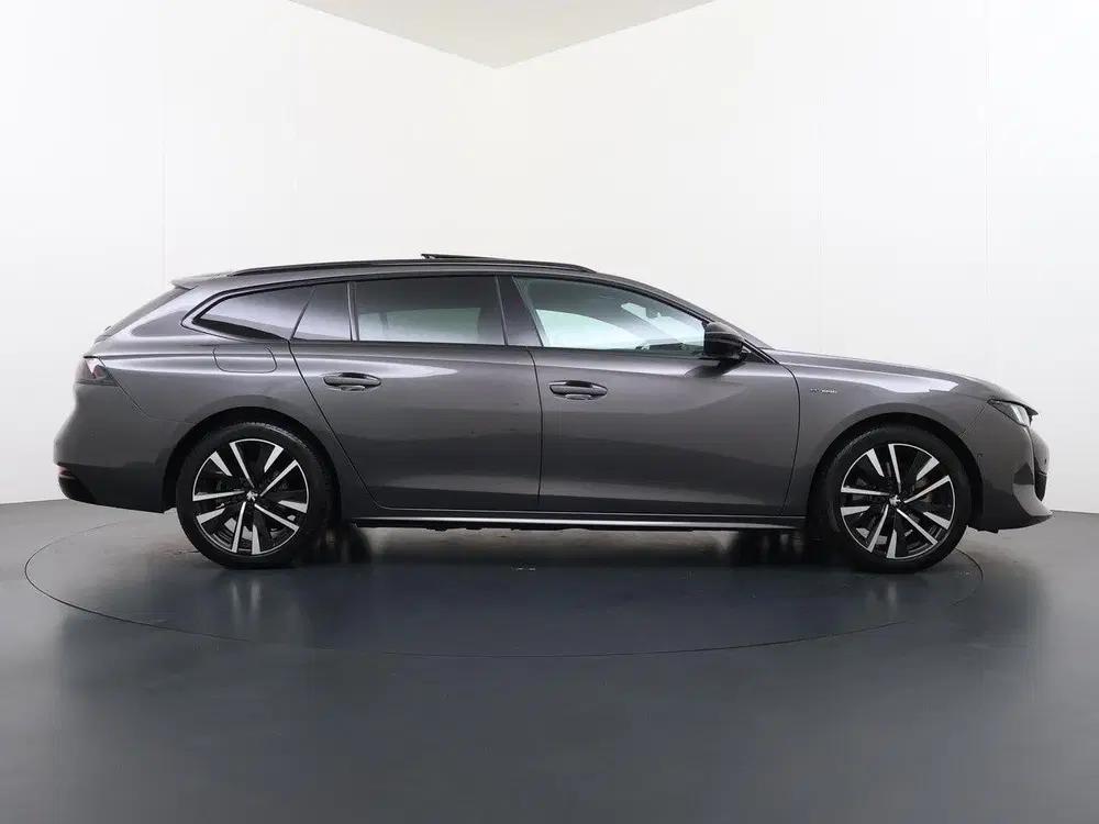 Peugeot 508 SW GT 225pk Plugin-Hybrid Automaat uit 2021, foto 9