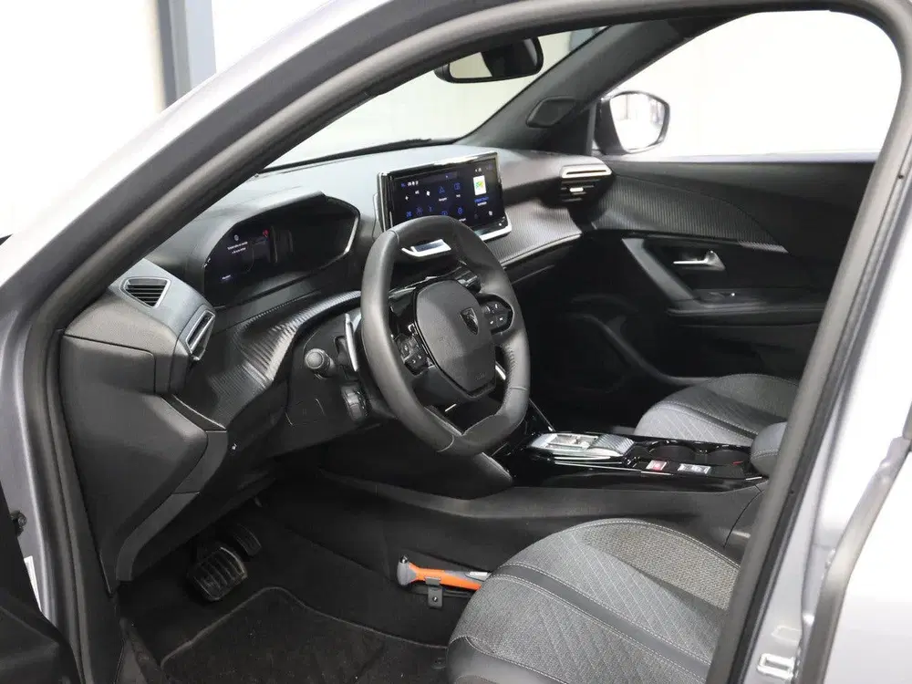 Peugeot 2008 1.2 Hybrid 145PK Allure uit 2025, foto 10