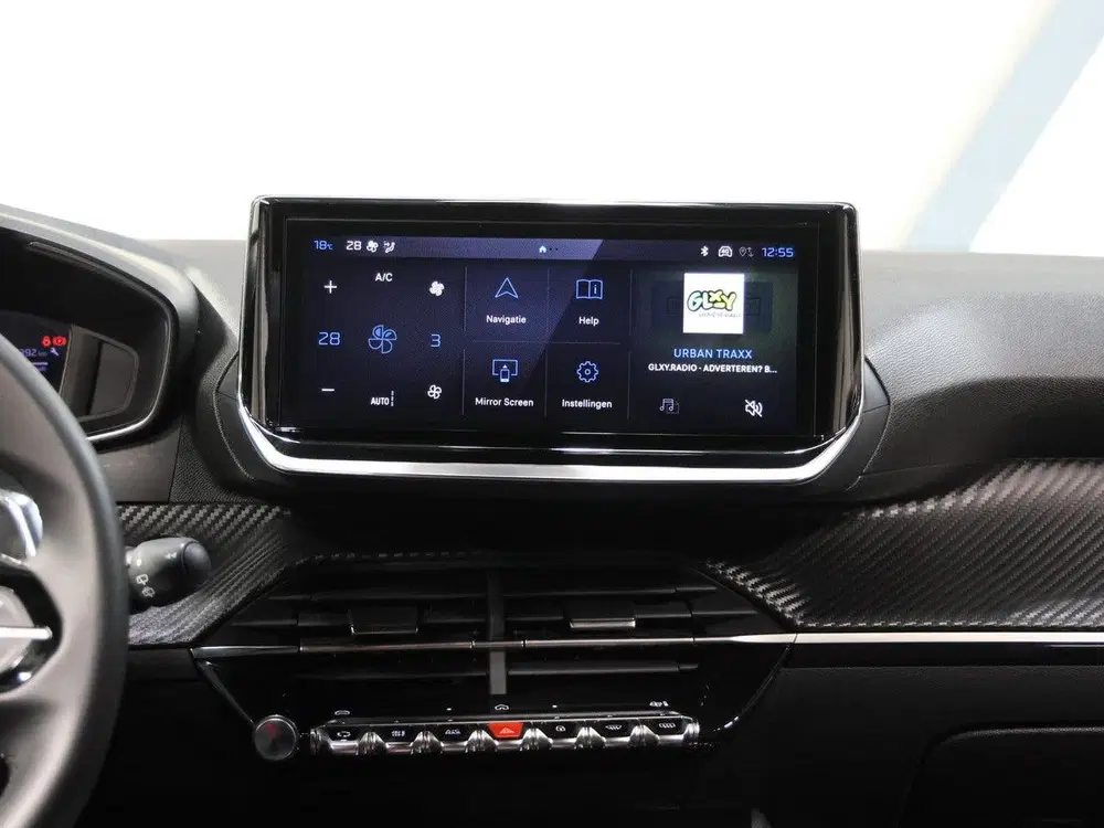 Peugeot 2008 1.2 Hybrid 145PK Allure uit 2025, foto 13