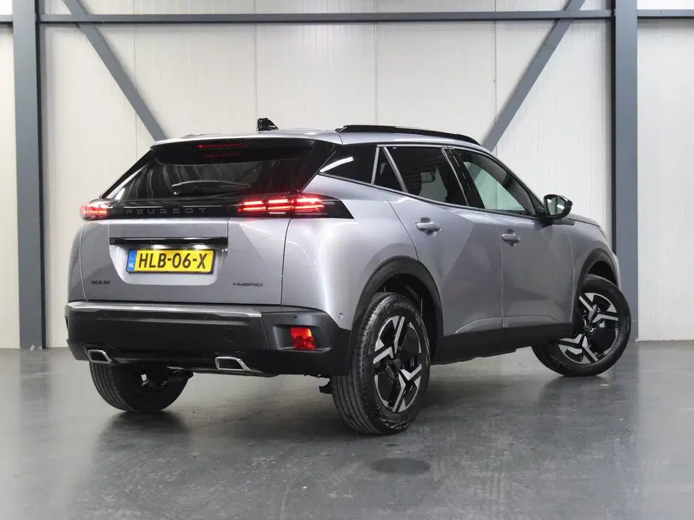 Peugeot 2008 1.2 Hybrid 145PK Allure uit 2025, foto 3